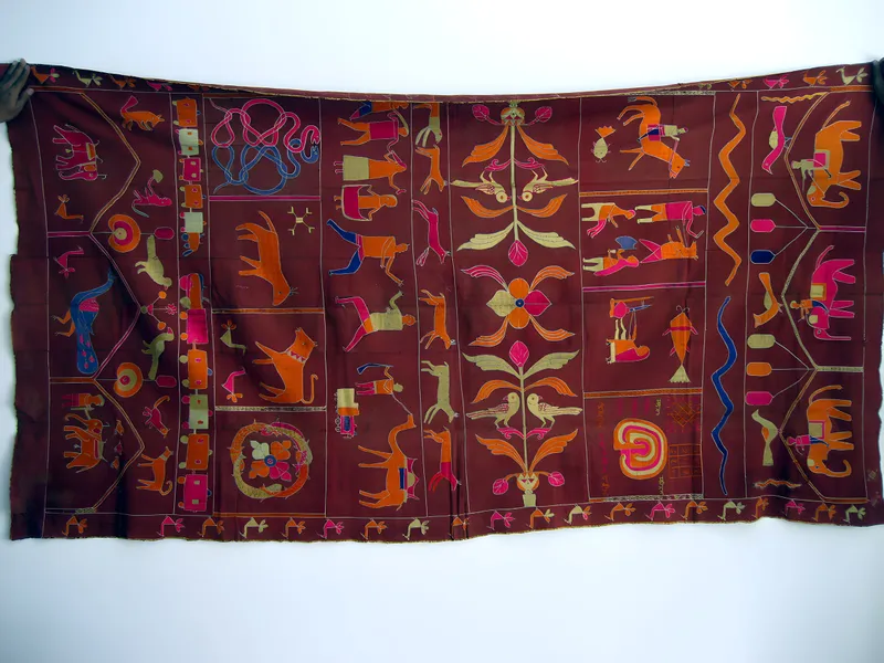 Embroidered frieze with animals, Saurashtra