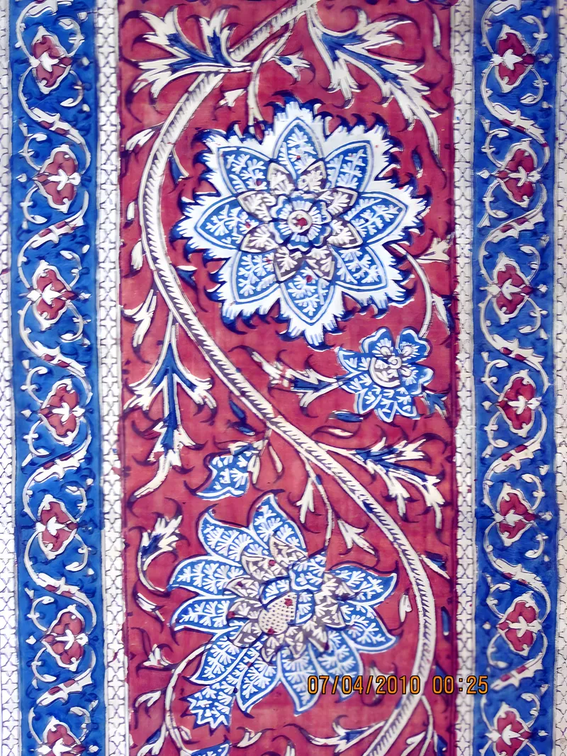 Kalamkari with lotus vine