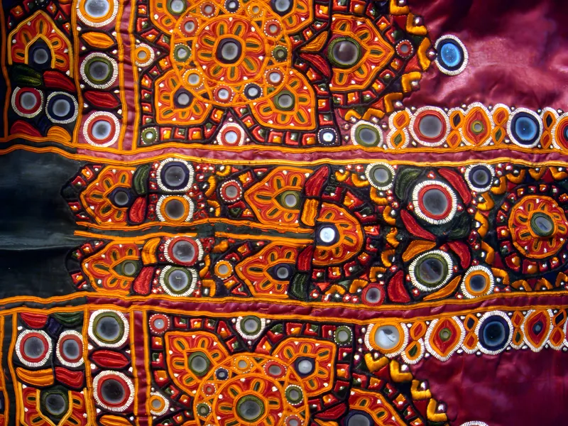 Mirror-work embroidery, Kutch