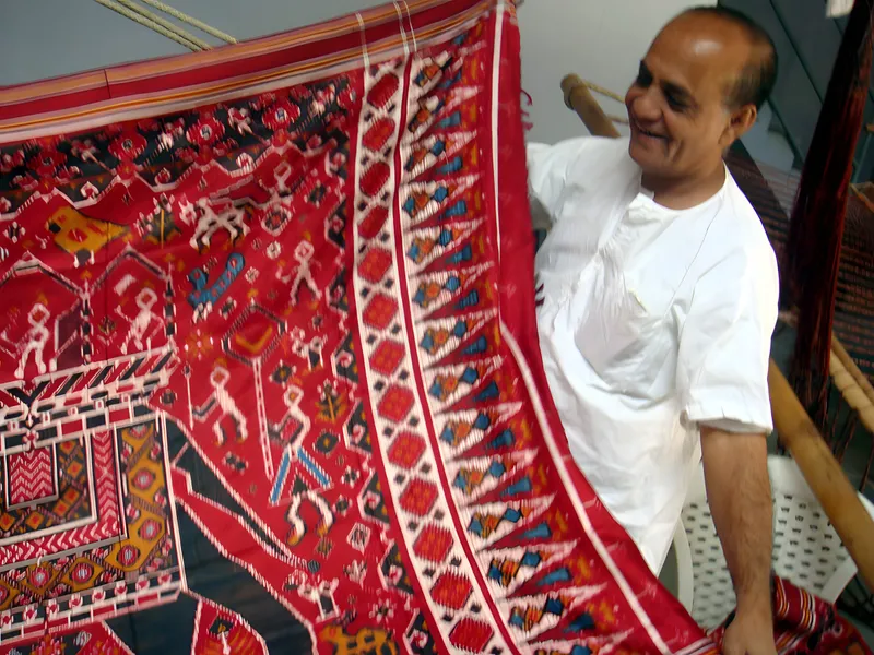 The weaver and his patola