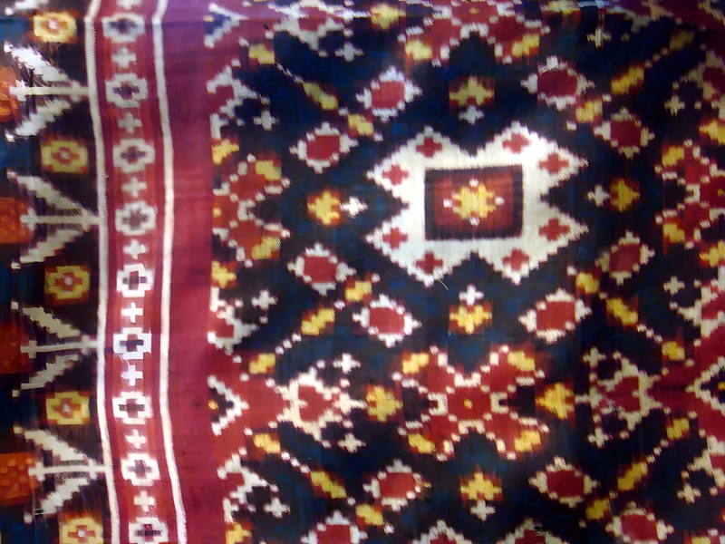 Patola star motif