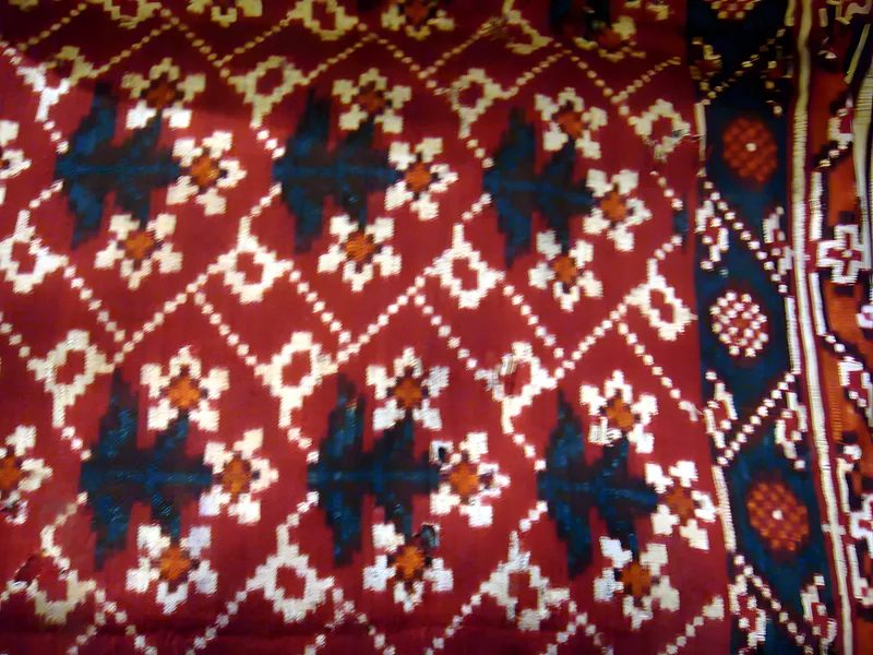 Patola with lattice and flowers