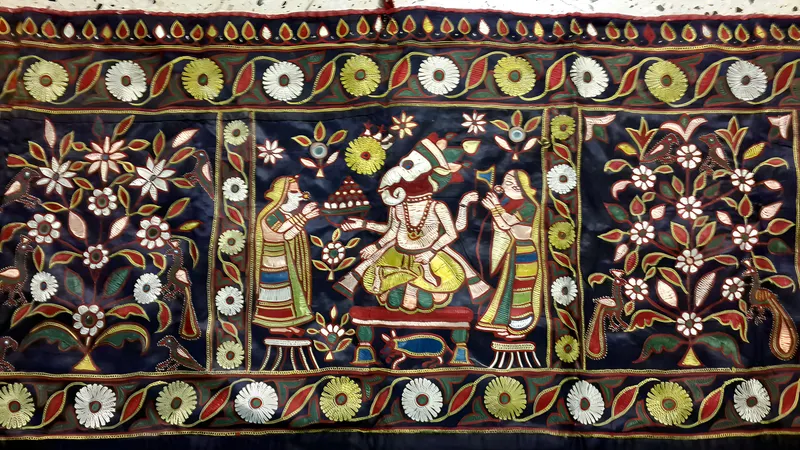 Toran, detail