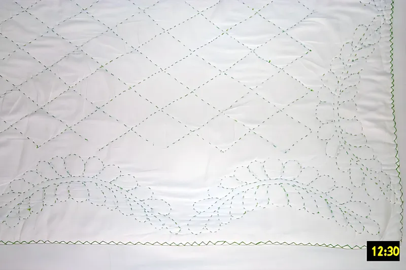 Feather quilt