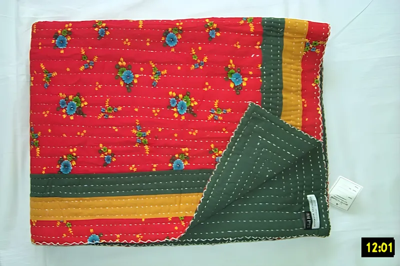 Red-centre quilt
