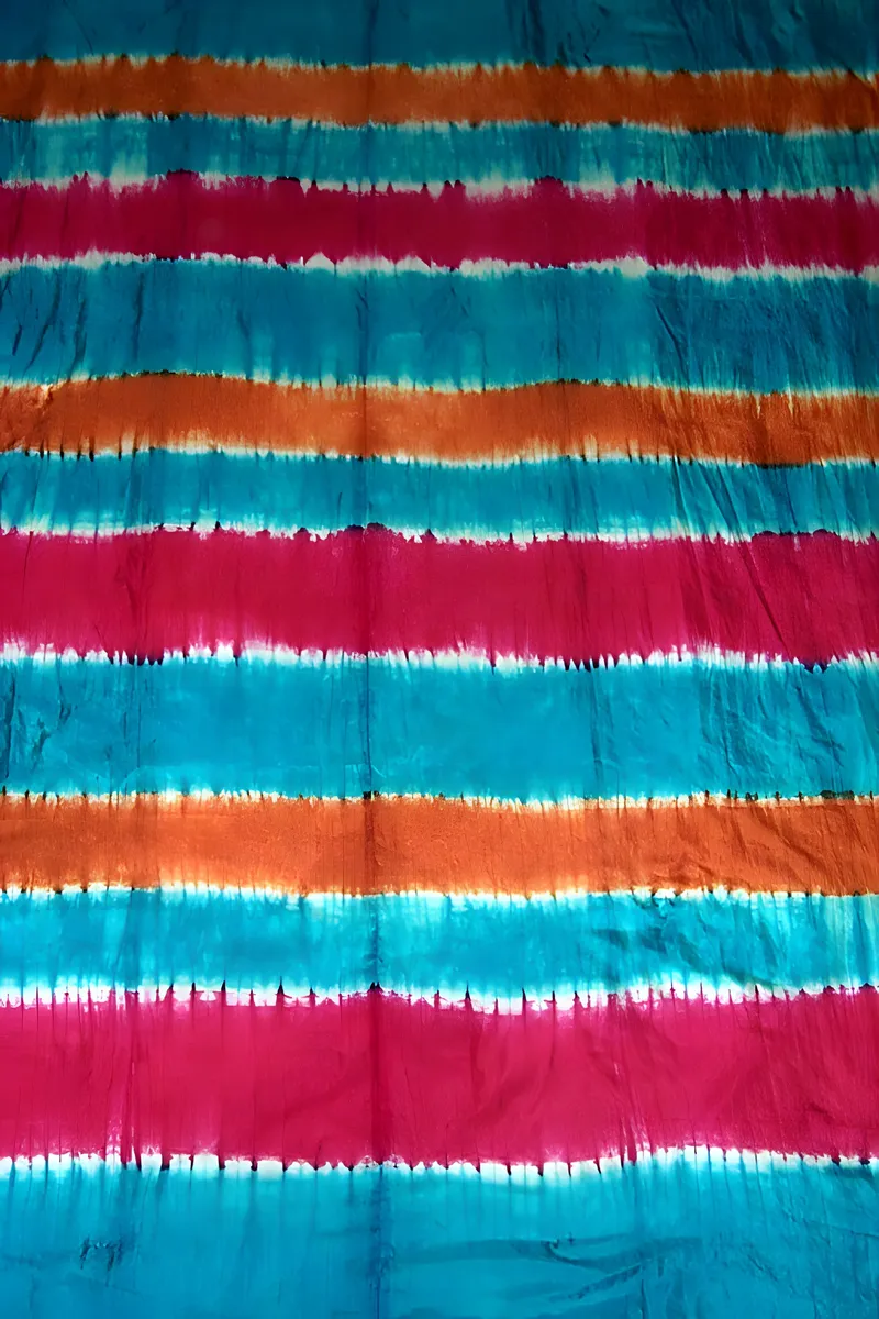Tie-dyed striped silk quilts